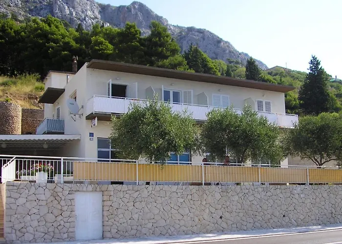 With A Parking Space Mimice, Omis - 5958 Мимице