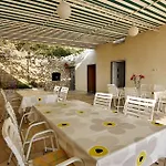 Apartamento With A Parking Space Mimice, Omis - 5958 *