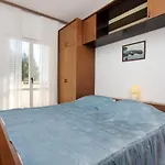 With A Parking Space Mimice, Omis - 5958 Apartamento