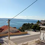 Apartamento With A Parking Space Mimice, Omis - 5958 *