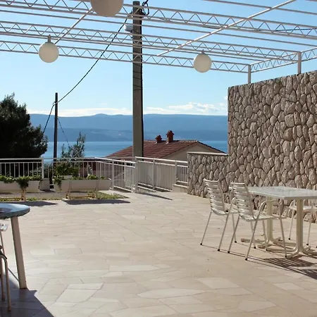 With A Parking Space Mimice, Omis - 5958 Apartment *
